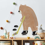 Autocollant mural Bear Gretzky – Autocollant par Marilou Côté, Décor Imprimé (vue 1/2)