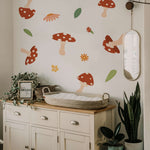 Autocollant mural Champignons & cie – Autocollant par Fleur maison, Décor Imprimé (vue 1/3)