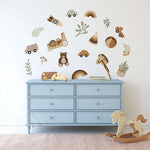 Autocollant mural Cheval de bois – Autocollant par Natasha Prévost, Décor Imprimé (vue 1/3)